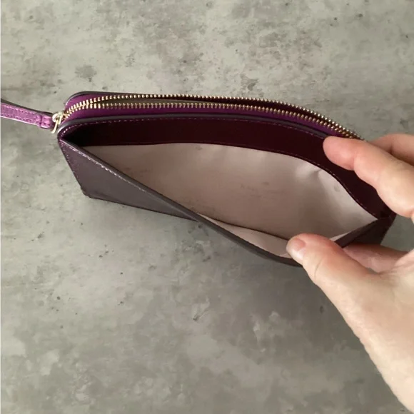 NWOT Kate Spade Medium size Lucy Metallic L-zip Wristlet Dark Raspberry - Picture 3 of 6